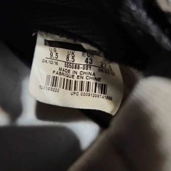 Mens Jordan 1 high 2016 "banned"/ bred, size 9.5 excellent condition. - Picture 3 of 8